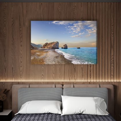 Obraz na płótnie Skalista plaża i turkusowe morze