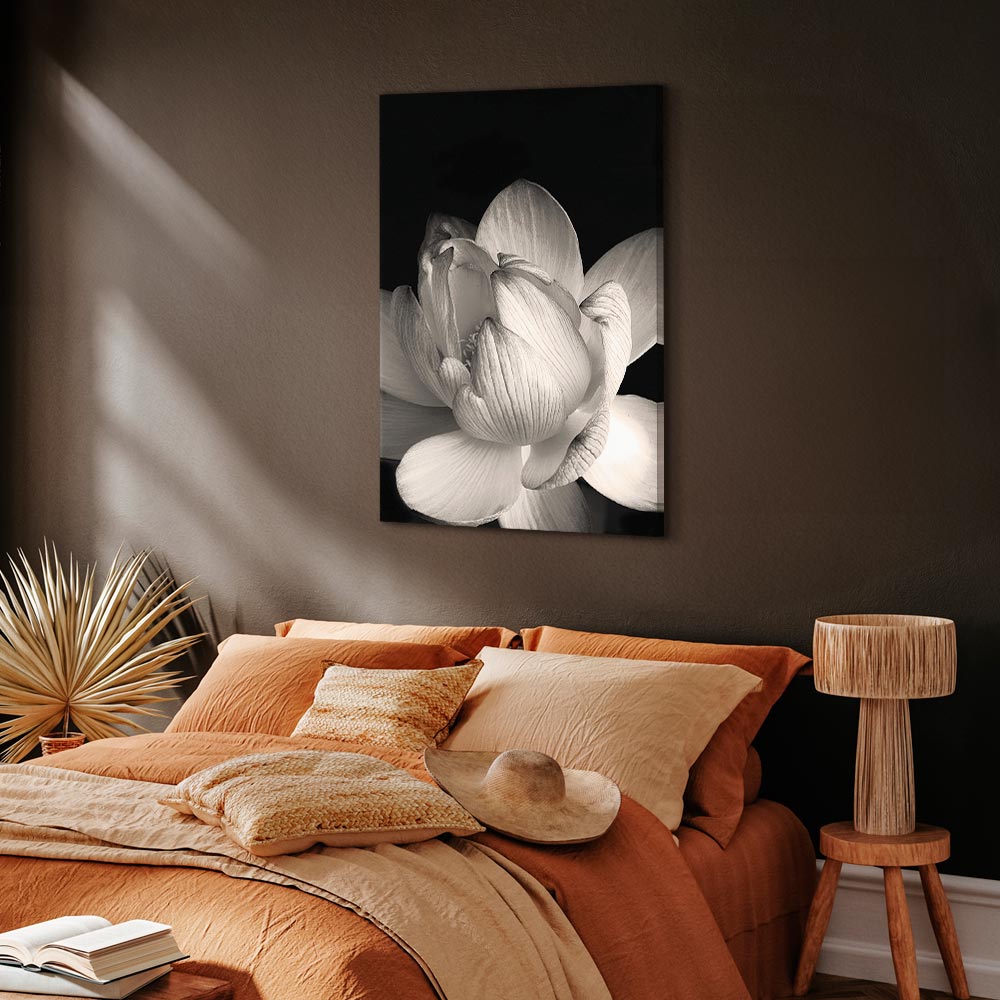 Leinwandbild Weißer Lotus auf schwarzem Hintergrund – Bild 3