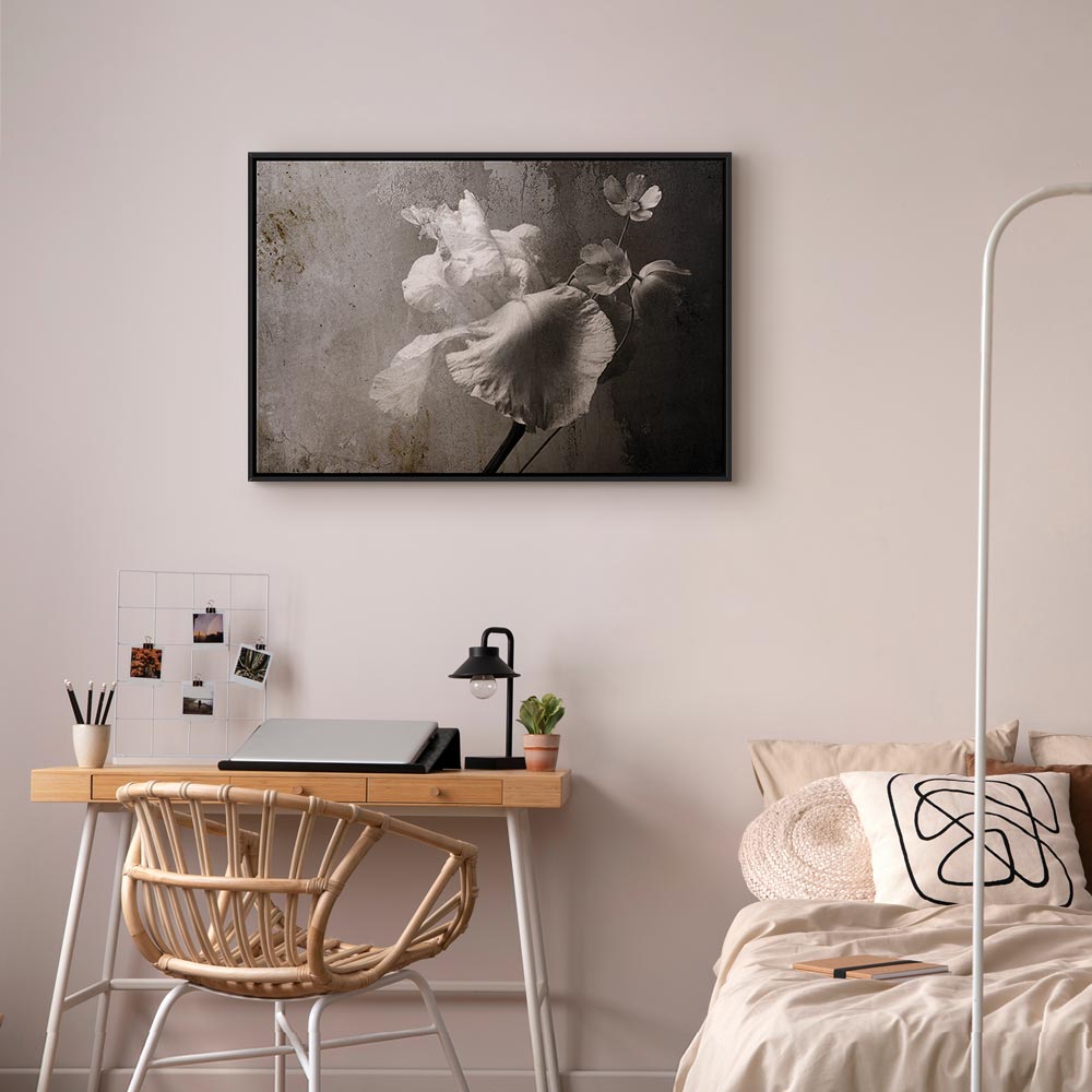 Canvas print white flowers in grey tones - Image 17
